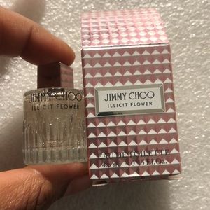 Jimmy Choo Illicit Flower -4.5 ml -0.15 fl Oz -eau de toilette.